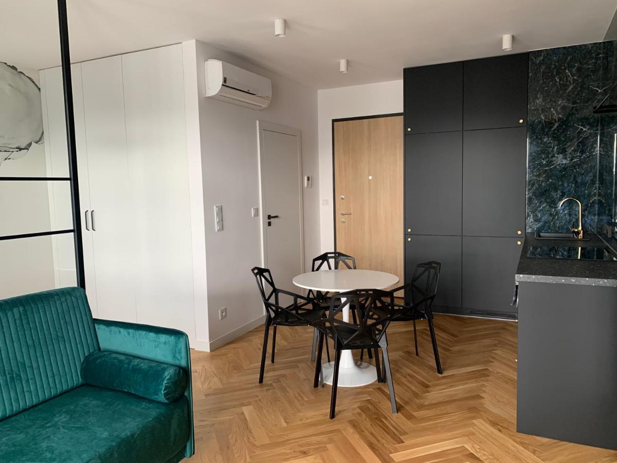 Apartamenty Wola Goleszowska Warsaw Ngoại thất bức ảnh